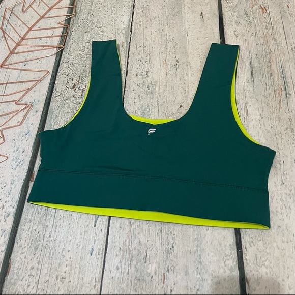 Fabletics medium sports bra green yellow reversible pullover activewear running - Picture 3 of 7